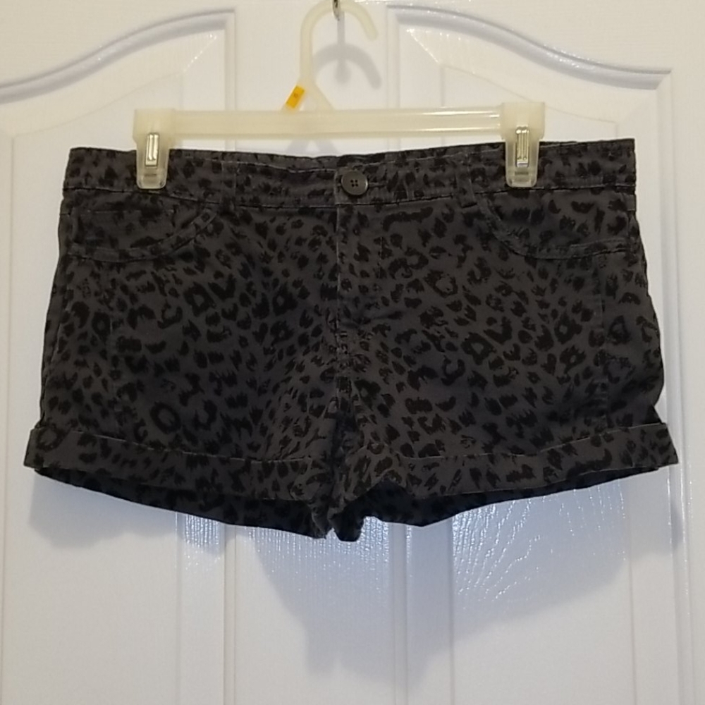 Miley Cyrus max azria cheetah print shorts
